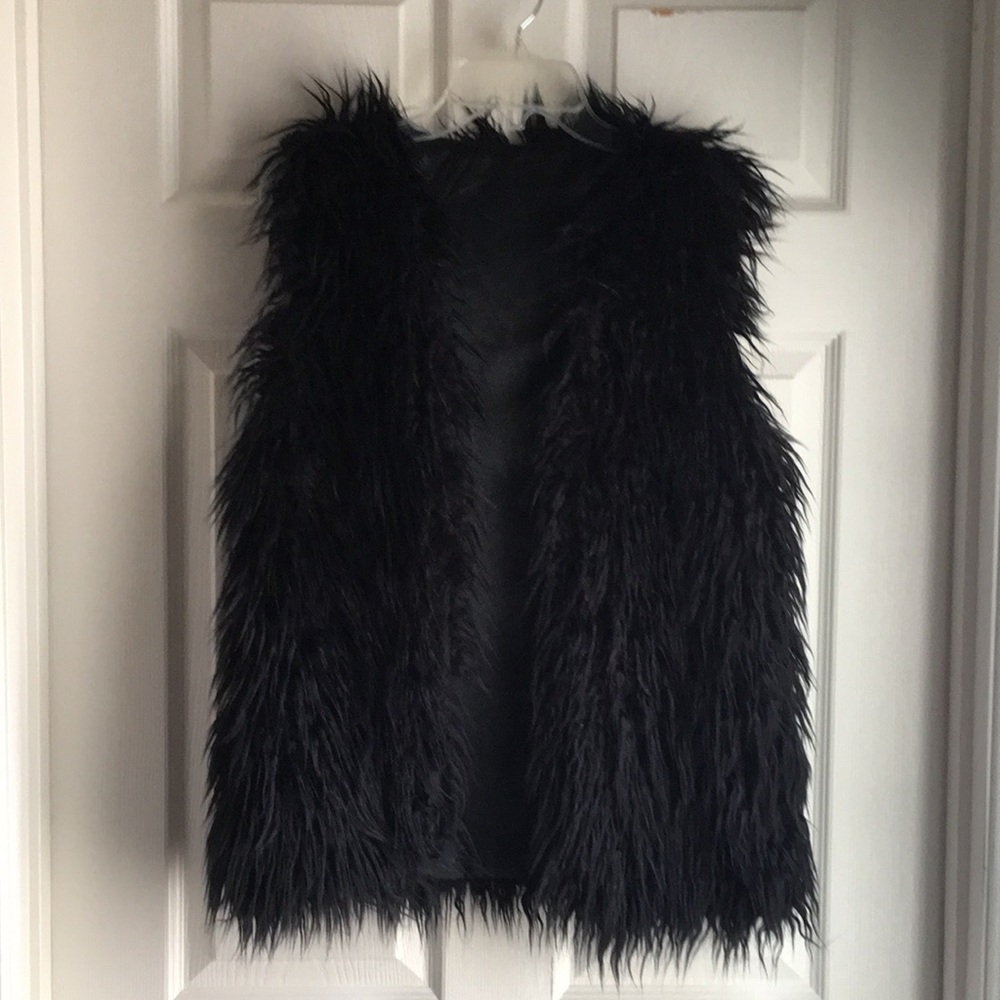 Ladies Faux Fur vest